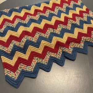 Vintage Handmade Crochet Afghan/Throw Blanket, 36" x 60" Country Cottage